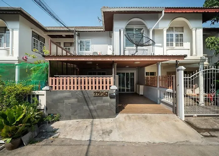 Villa Miq 142 Huai Khwang_new4br/jodd Fair Bangkok